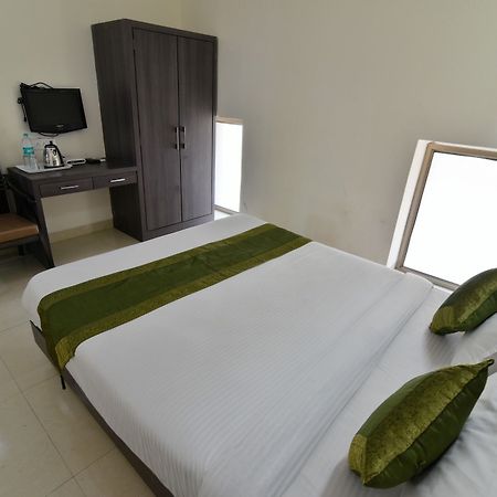Anand Niketan By Bonjour - On The Ganges Hotel หริทวาร ภายนอก รูปภาพ